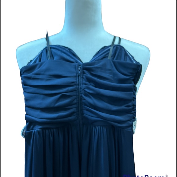 Formal Gown - Picture 3 of 4